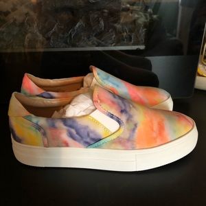 💥HOST PIC💥BNIB Tie dye platforms